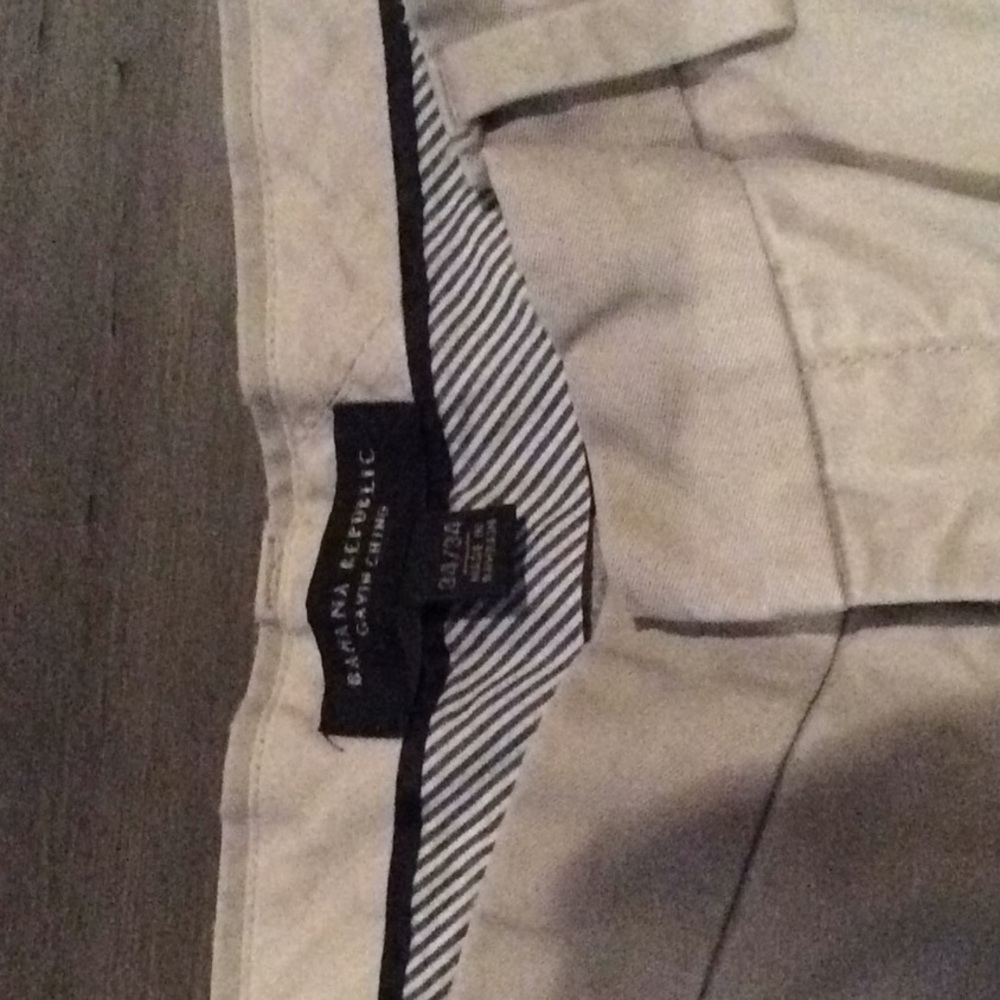 Banana Republic khaki pants size 34x34